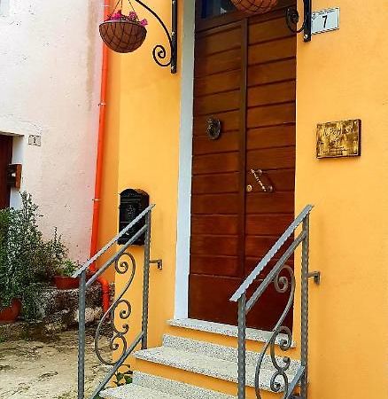 Il Portico Rooms Синискола Екстериор снимка